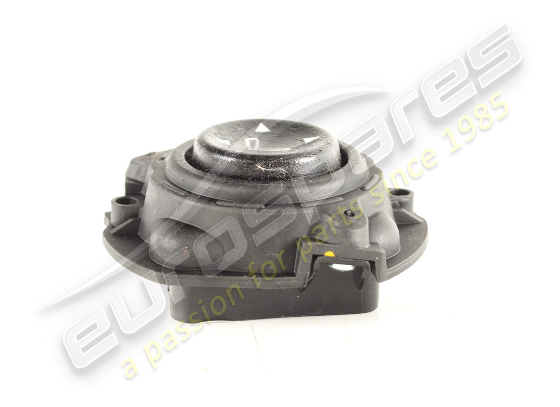 used maserati rh rear seat control button. part number 203491 (4)