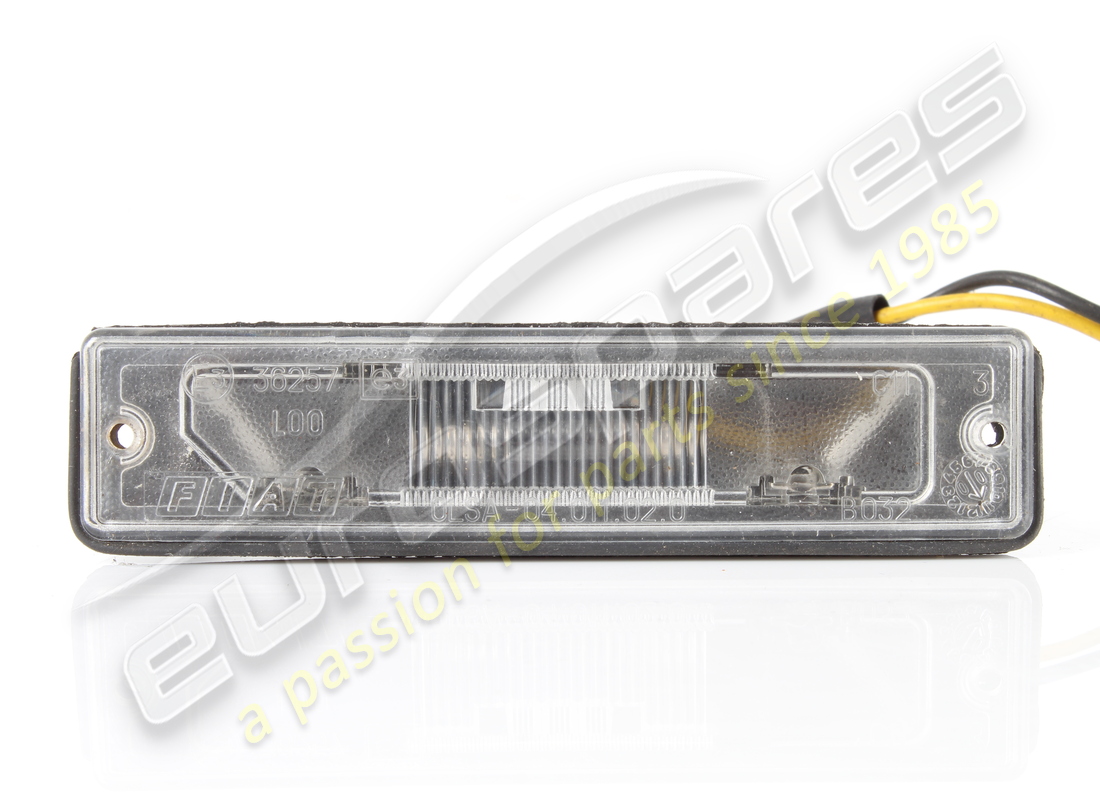 used maserati number plate light. part number 363100111 (2)