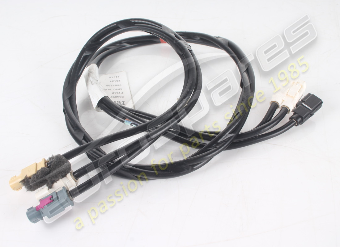 USED Ferrari DASHBOARD AM/FM1/FM2/DAB ANT . PART NUMBER 334397 (1)