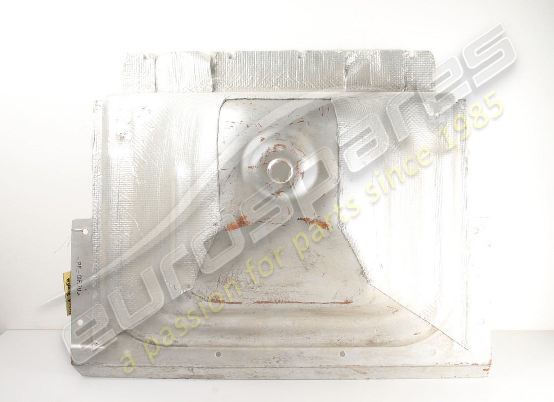 new ferrari complete spare wheel heat shield. part number 69715700 (2)