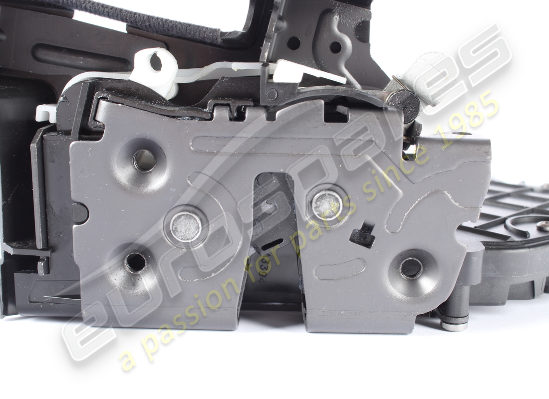 new aston martin lt assembly front dr rh part number ed3321812aa (6)