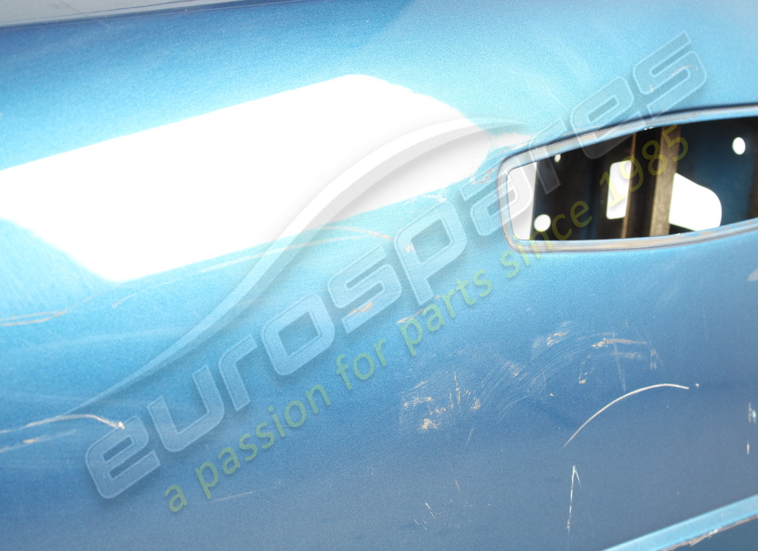 used ferrari lh door. part number 62524500 (2)