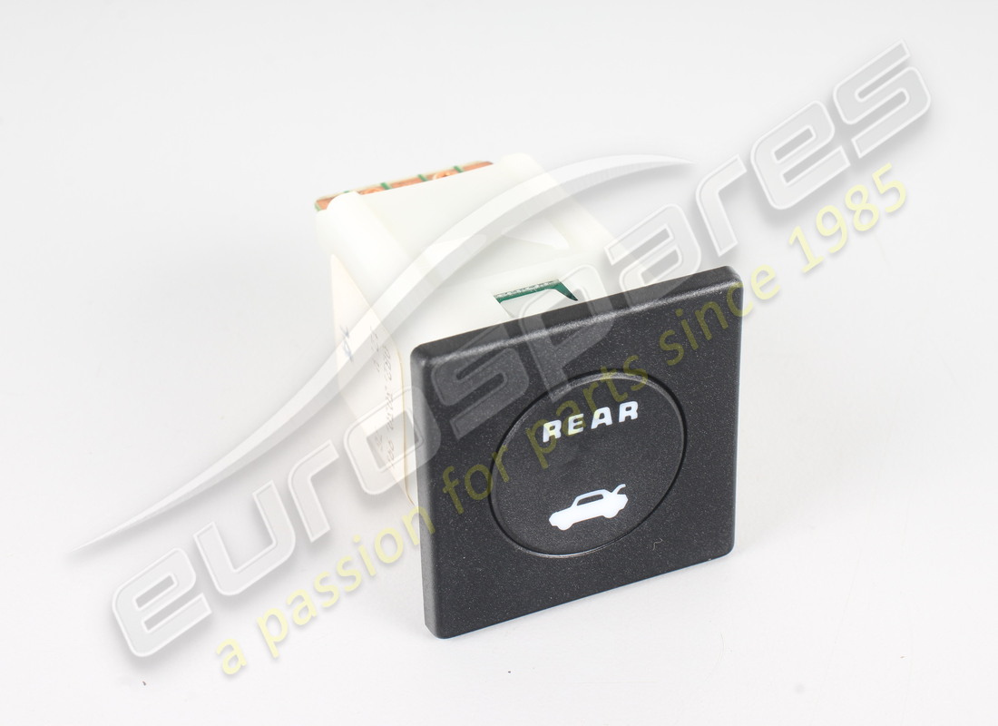 NEW FERRARI PUSH BUTTON. PART NUMBER 123139 (1) new ferrari push button. part number 123139 (1)