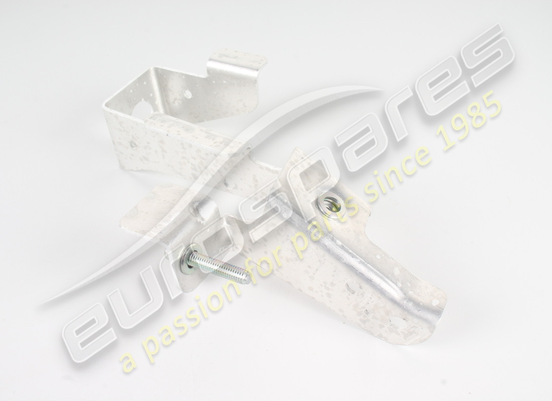 NEW FERRARI WINDSCREEN WIPER SPINDLE BRACKET LHD PART NUMBER 272196 (1) new ferrari windscreen wiper spindle bracket lhd part number 272196 (1)