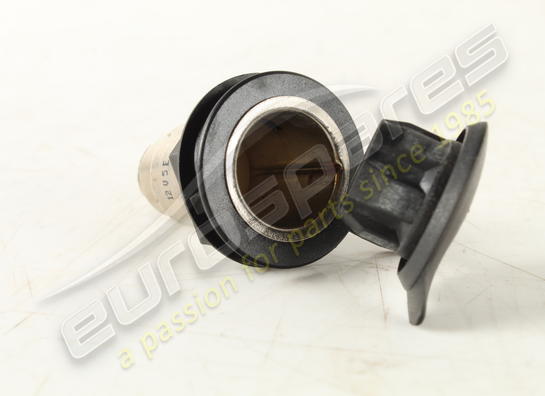 used maserati socket.. part number 203506 (2)