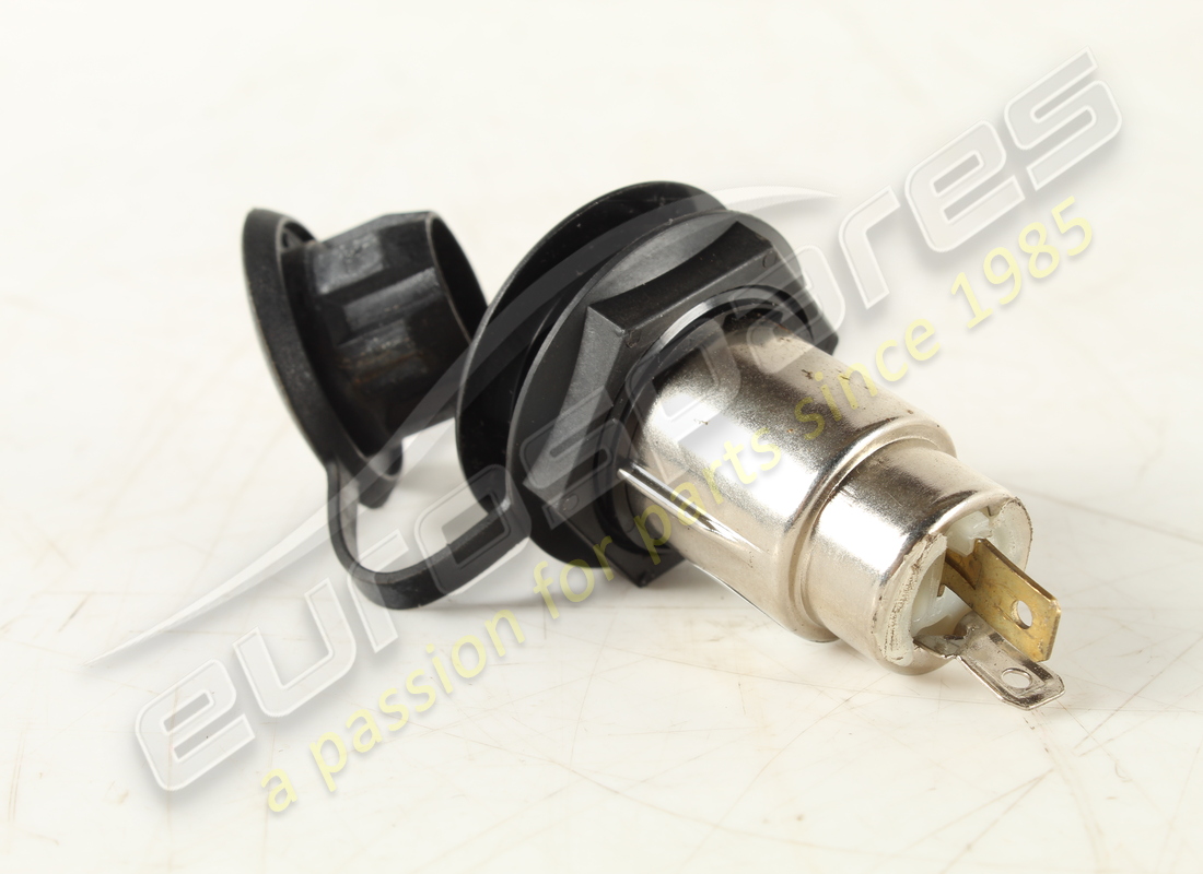 used maserati socket.. part number 203506 (3)