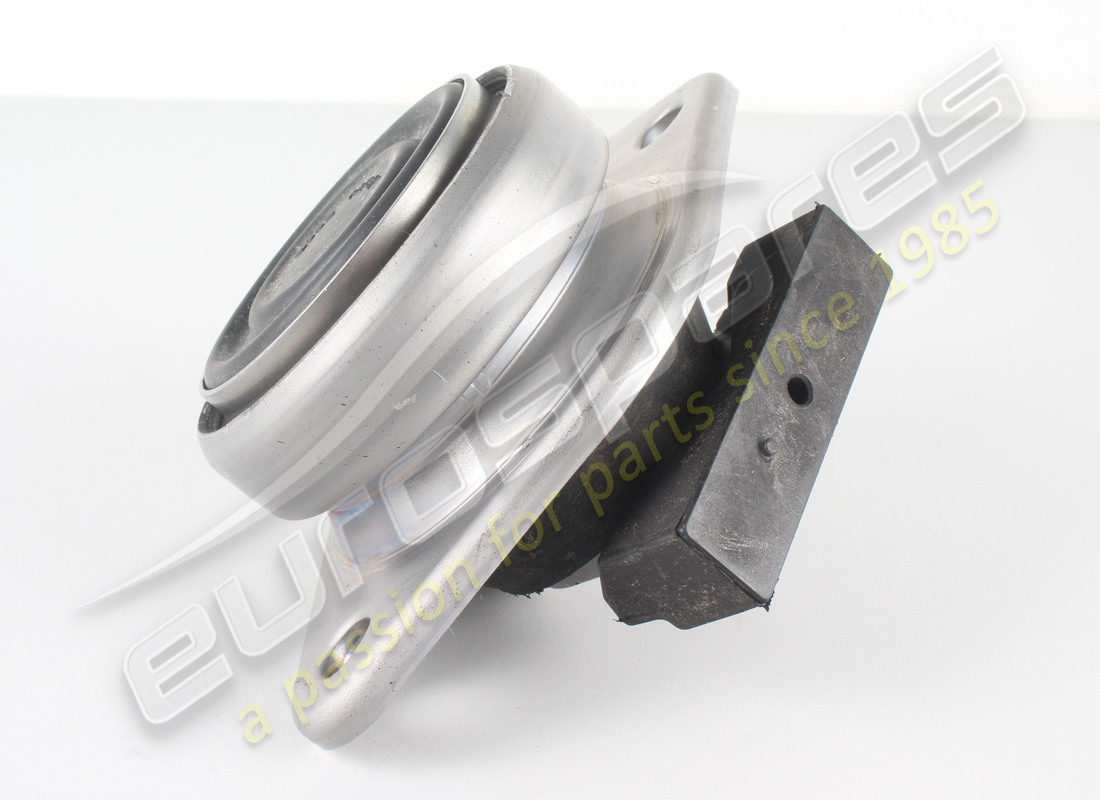 NEW FERRARI COMPLETE LH BUSHING. PART NUMBER 339627 (4) new ferrari complete lh bushing. part number 339627 (4)