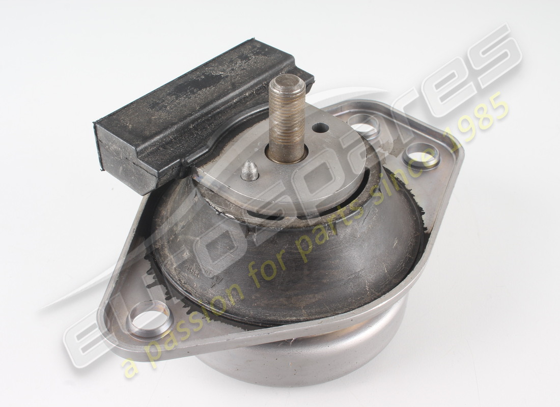 NEW FERRARI COMPLETE LH BUSHING. PART NUMBER 339627 (5) new ferrari complete lh bushing. part number 339627 (5)