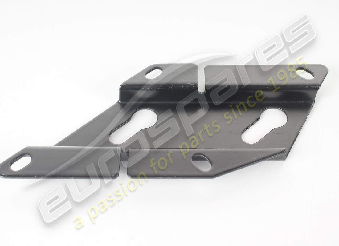 NEW FERRARI RH PLATE FOR FIXING WEEL. PART NUMBER 63601900 (1) new ferrari rh plate for fixing weel. part number 63601900 (1)