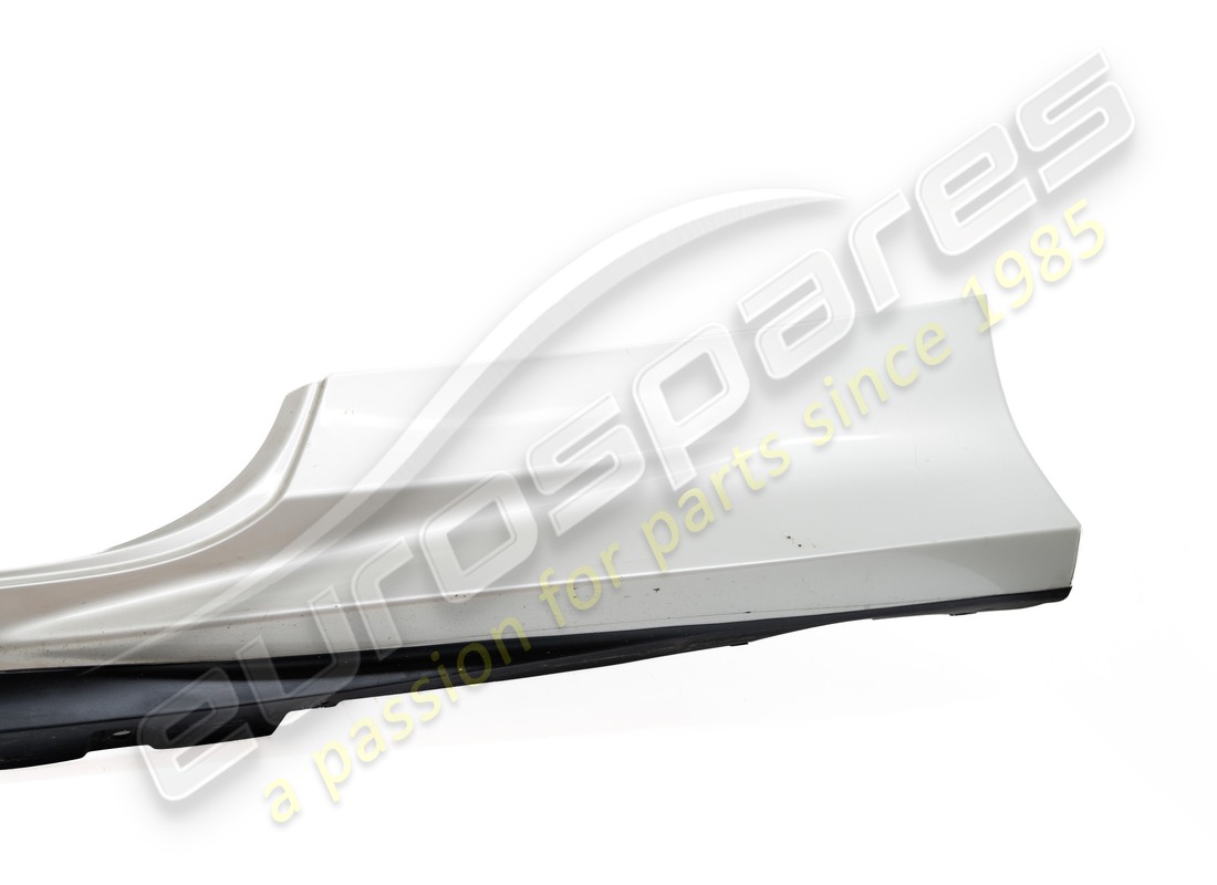 used ferrari complete lh underdoor trim. part number 985861772 (3)