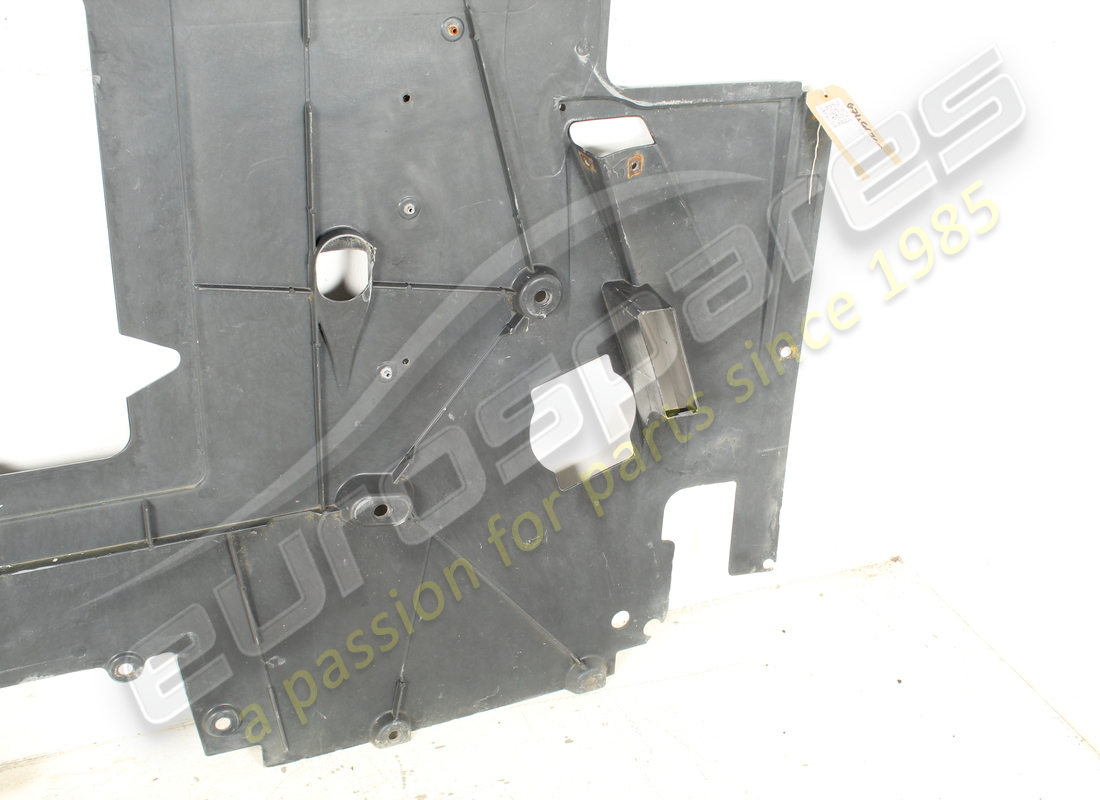 damaged ferrari rear underbody shield. part number 87496700 (3)