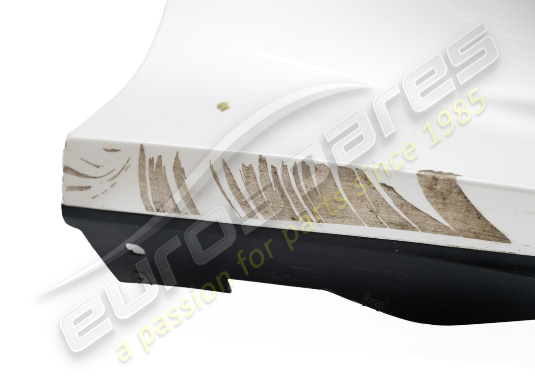 used ferrari complete rh underdoor trim. part number 985861771 (3)