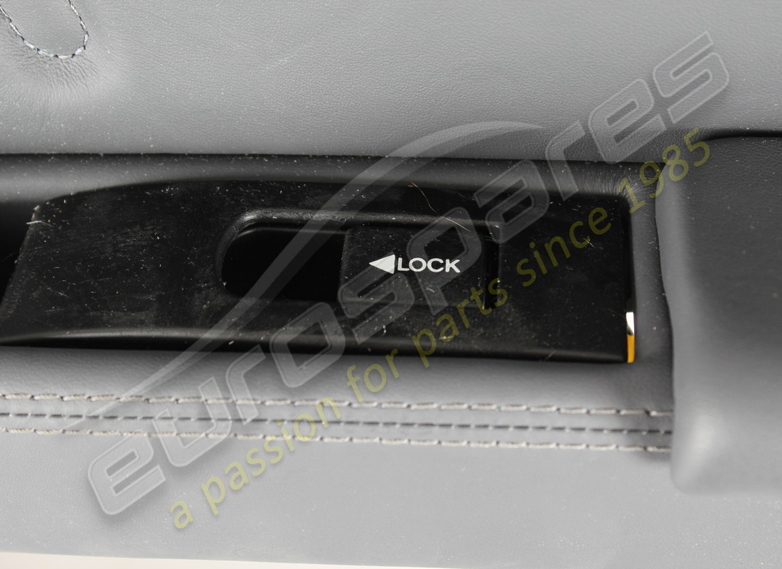 NEW (OTHER) FERRARI RH LINING BLACK 8500. PART NUMBER 66533700 (2) new (other) ferrari rh lining black 8500. part number 66533700 (2)