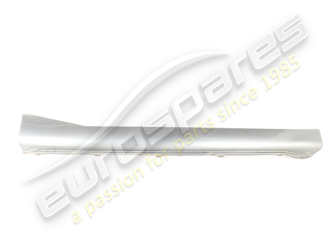 USED Maserati RH SIDE MEMBER COVERING PANE . PART NUMBER 378330240 (1)