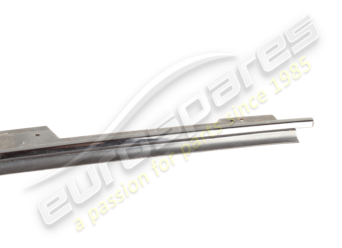 used ferrari lh door moulding. part number 61861800 (7)