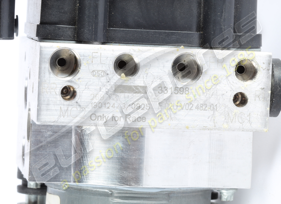 NEW FERRARI ABS PUMP. PART NUMBER 765585 (4) new ferrari abs pump. part number 765585 (4)