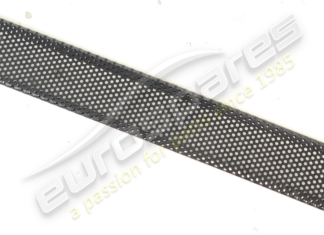 USED FERRARI RH SIDE GRILLE ON FIN. PART NUMBER 61501000 (2) used ferrari rh side grille on fin. part number 61501000 (2)