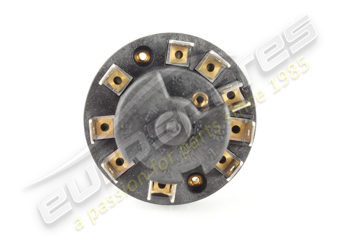 NEW PORSCHE PUSH-PULL LIGHT SWITCH. PART NUMBER 91161302904 (2) new porsche push-pull light switch. part number 91161302904 (2)