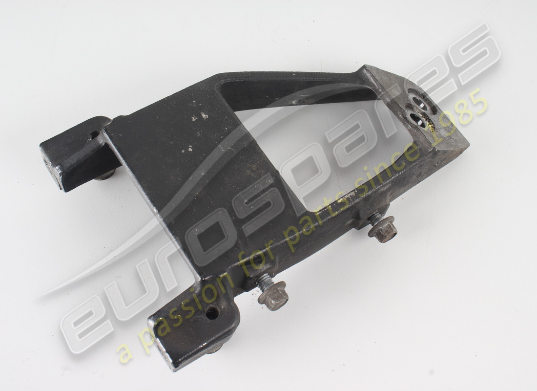 USED ASTON MARTIN BRACKET ASSEMBLY, HOOD LOCK. PART NUMBER 4G433804AC (2) used aston martin bracket assembly, hood lock. part number 4g433804ac (2)