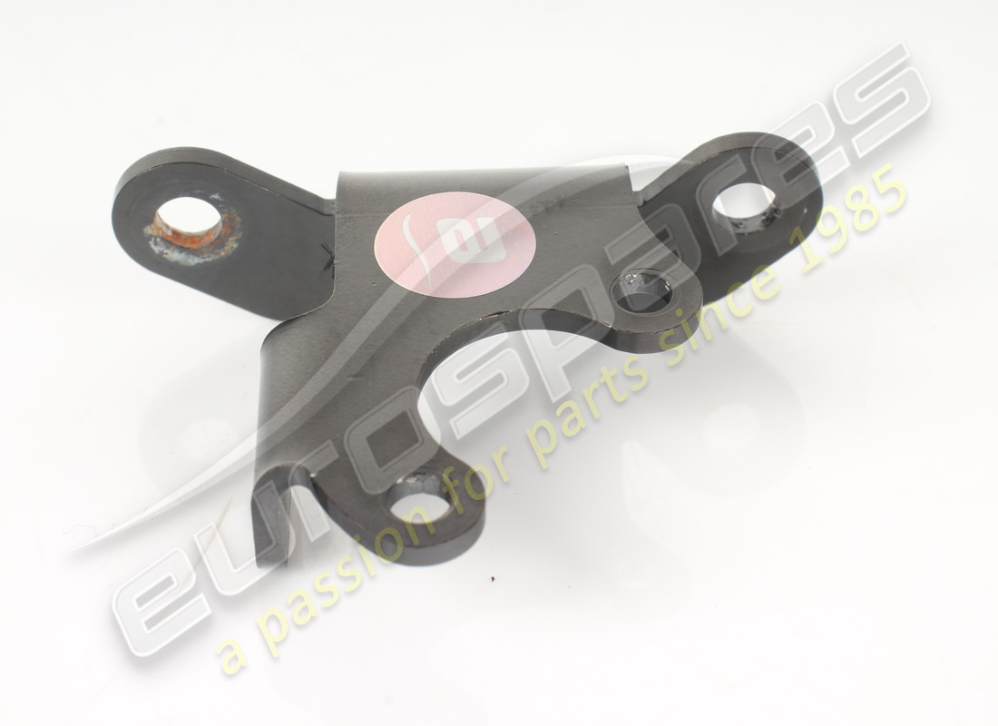 USED FERRARI RH FRONT BRACKET. PART NUMBER 860788 (3) used ferrari rh front bracket. part number 860788 (3)