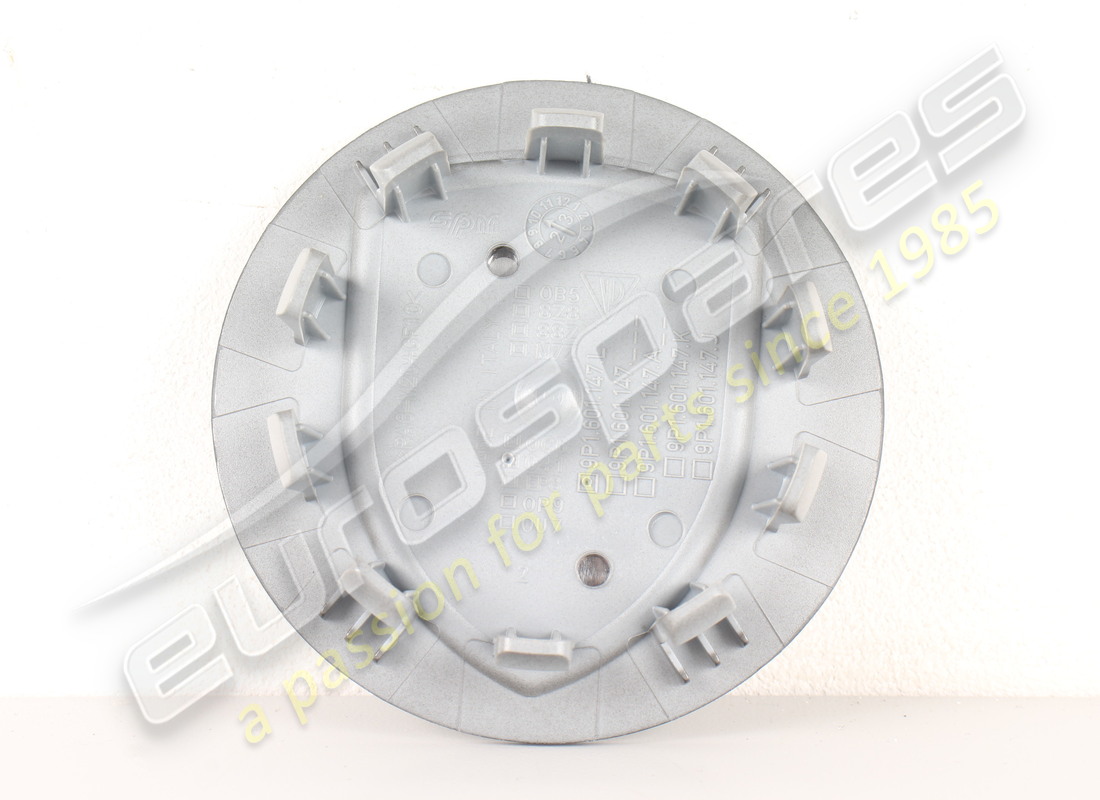 NEW PORSCHE HUB CAP BLACK. PART NUMBER 9P1601147L041 (3) new porsche hub cap black. part number 9p1601147l041 (3)