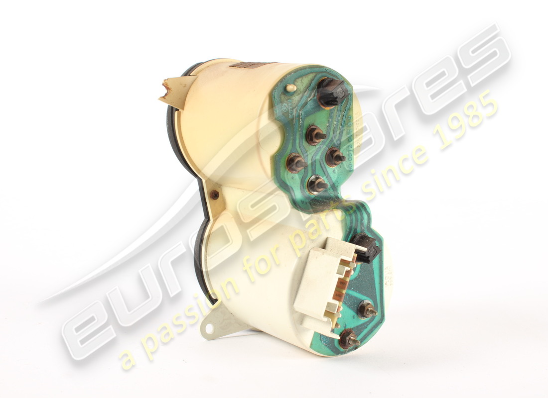 USED FERRARI OIL PRESSURE/WATER TEMPERATURE GAUGE. PART NUMBER 134401 (2) used ferrari oil pressure/water temperature gauge. part number 134401 (2)