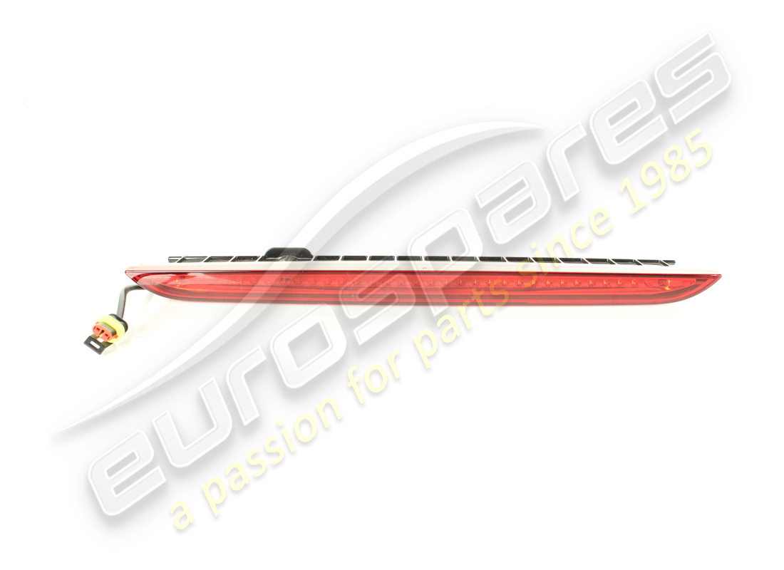 USED FERRARI THIRD STOP LIGHT. PART NUMBER 879066 (1) used ferrari third stop light. part number 879066 (1)