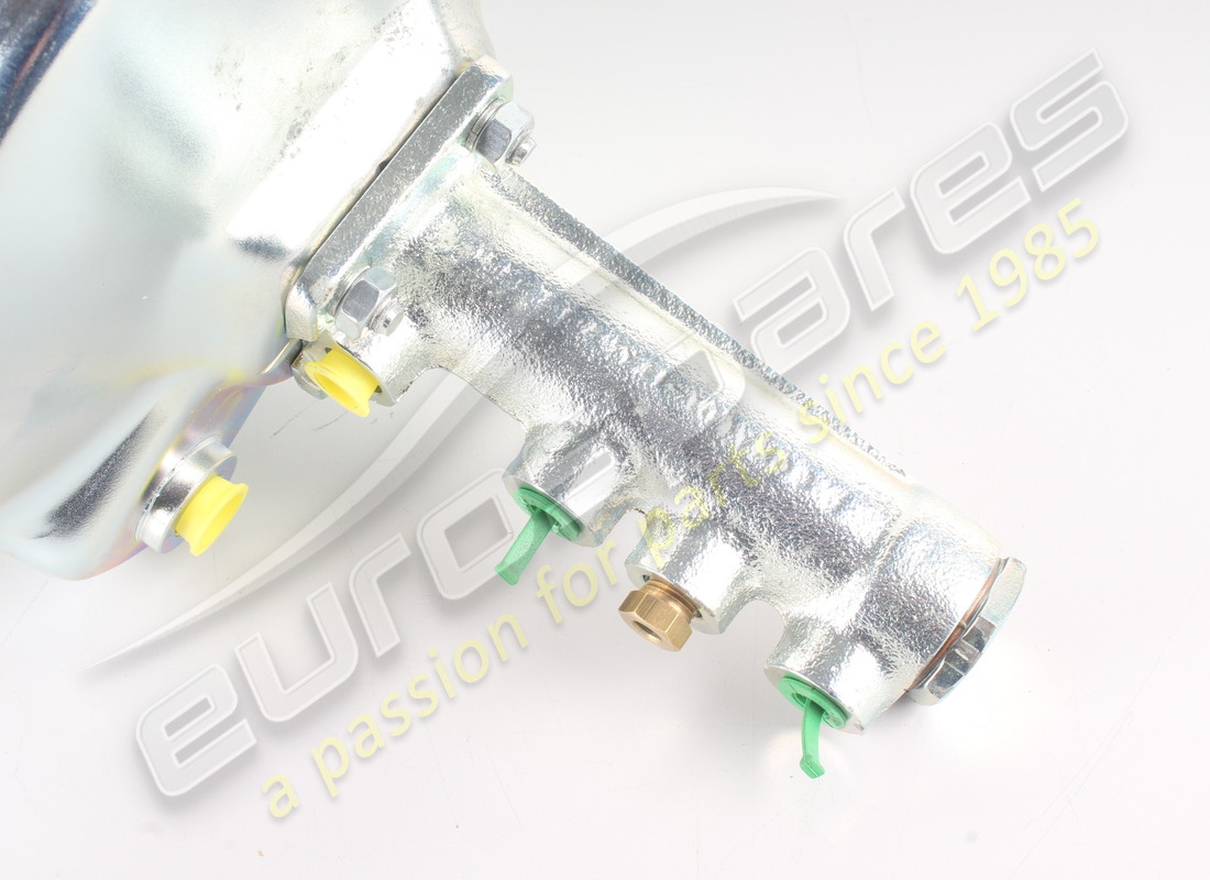 RECONDITIONED FERRARI BRAKE SERVO & PUMP DINO. PART NUMBER 661057 (3) reconditioned ferrari brake servo & pump dino. part number 661057 (3)