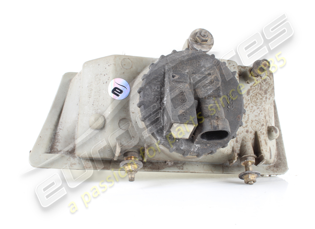 used maserati rh fog light 371009929. part number 373100114 (5)