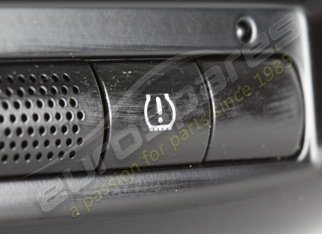 new (other) maserati complete ctrl button panel,black al. part number 69187100 (6)