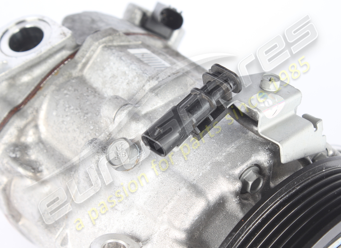 USED MASERATI AIR CONDITIONING COMPRESSOR. PART NUMBER 675001009 (2) used maserati air conditioning compressor. part number 675001009 (2)