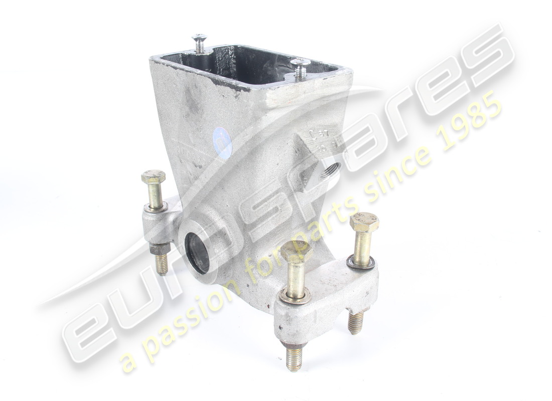 used ferrari gearbox casing. part number 105438 (2)