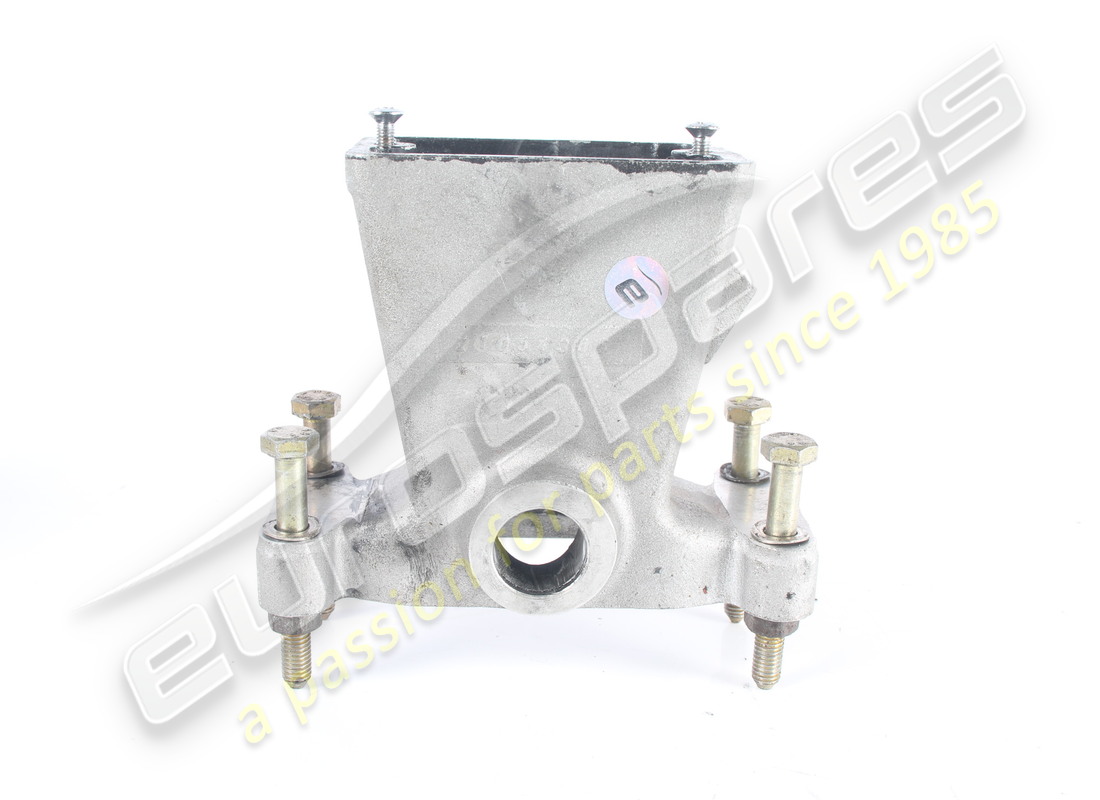 used ferrari gearbox casing. part number 105438 (1)