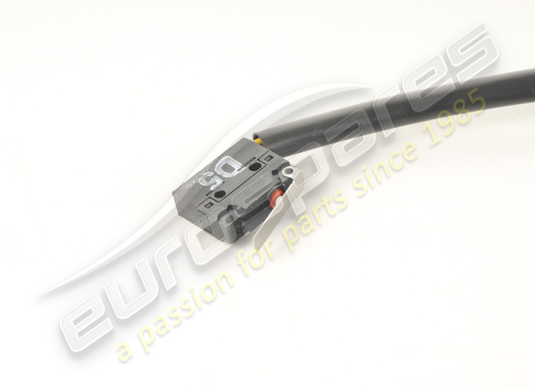 new ferrari micro-switch for locking doo. part number 212584 (2)