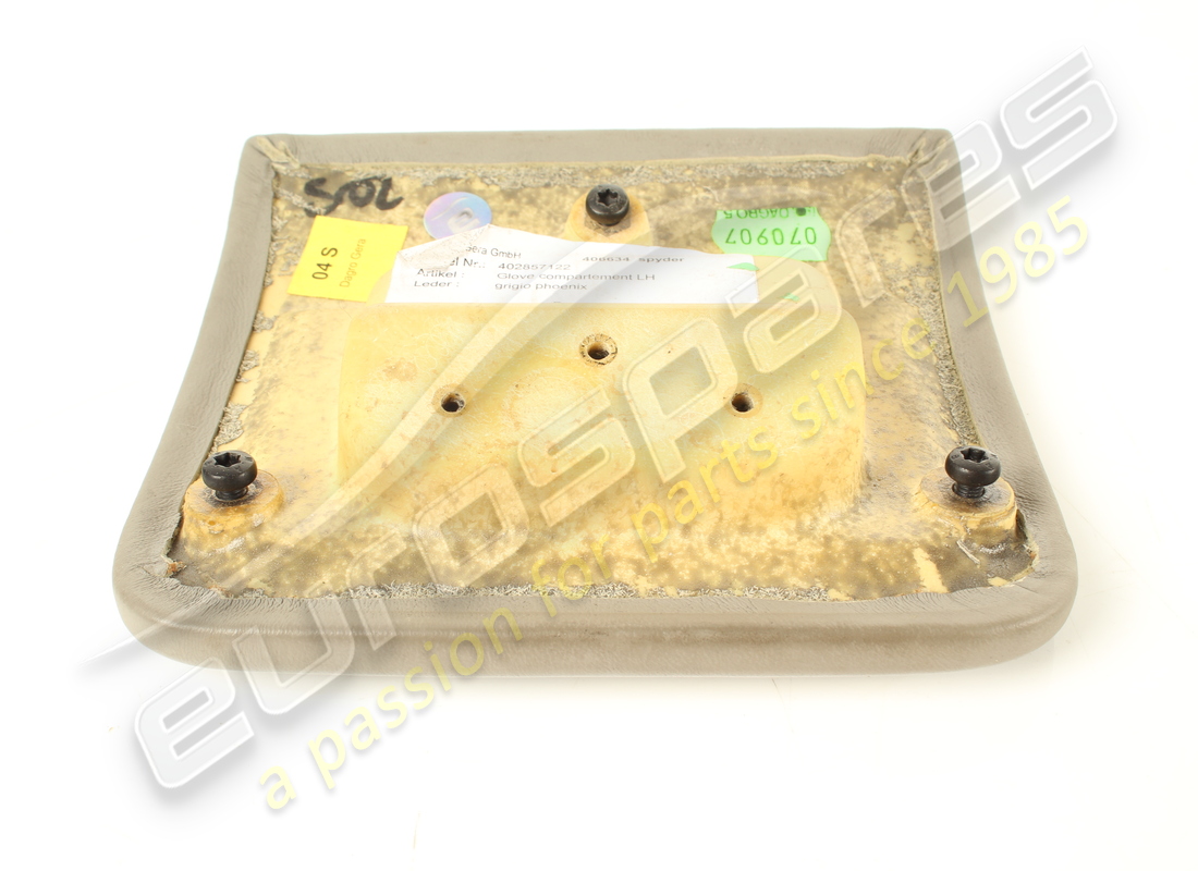 USED LAMBORGHINI GLOVE COMPARTEMENT ASSEMBLY. PART NUMBER 402857122 (5) used lamborghini glove compartement assembly. part number 402857122 (5)