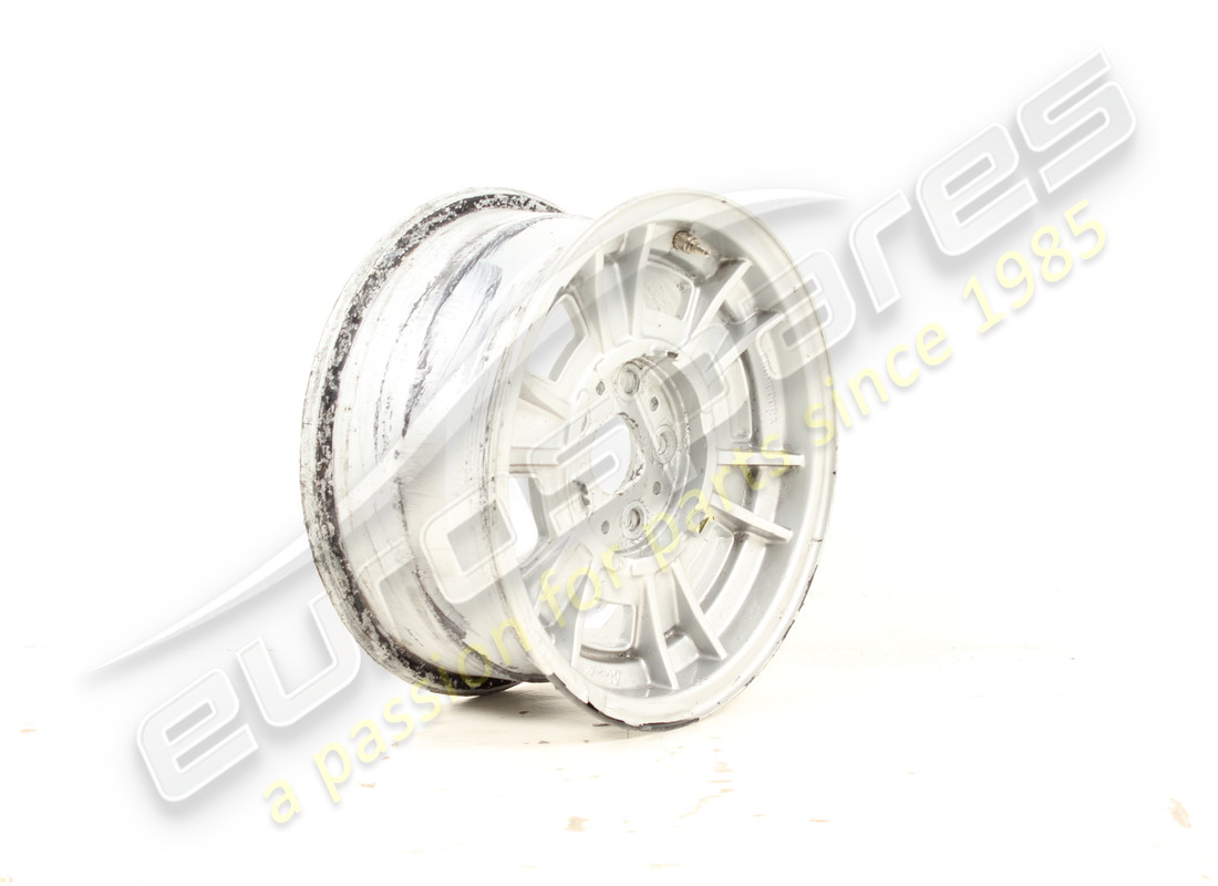 used ferrari wheel. part number 104920 (2)