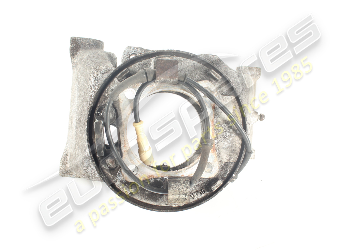 used ferrari rh rear hub holder complete. part number 178376 (2)
