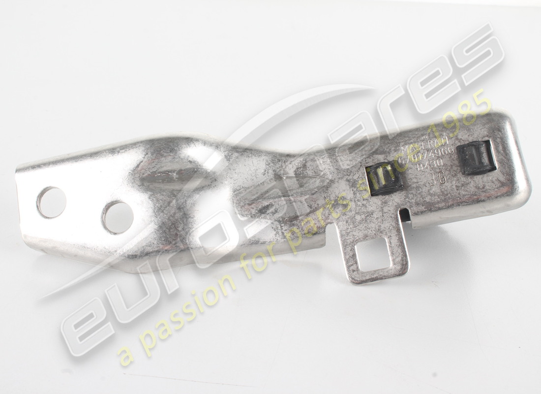 new maserati lh rear bracket exhaust pipe. part number 670174966 (1)