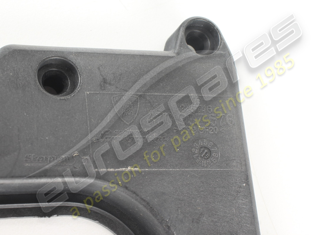 new lamborghini cover. part number 470937576 (3)