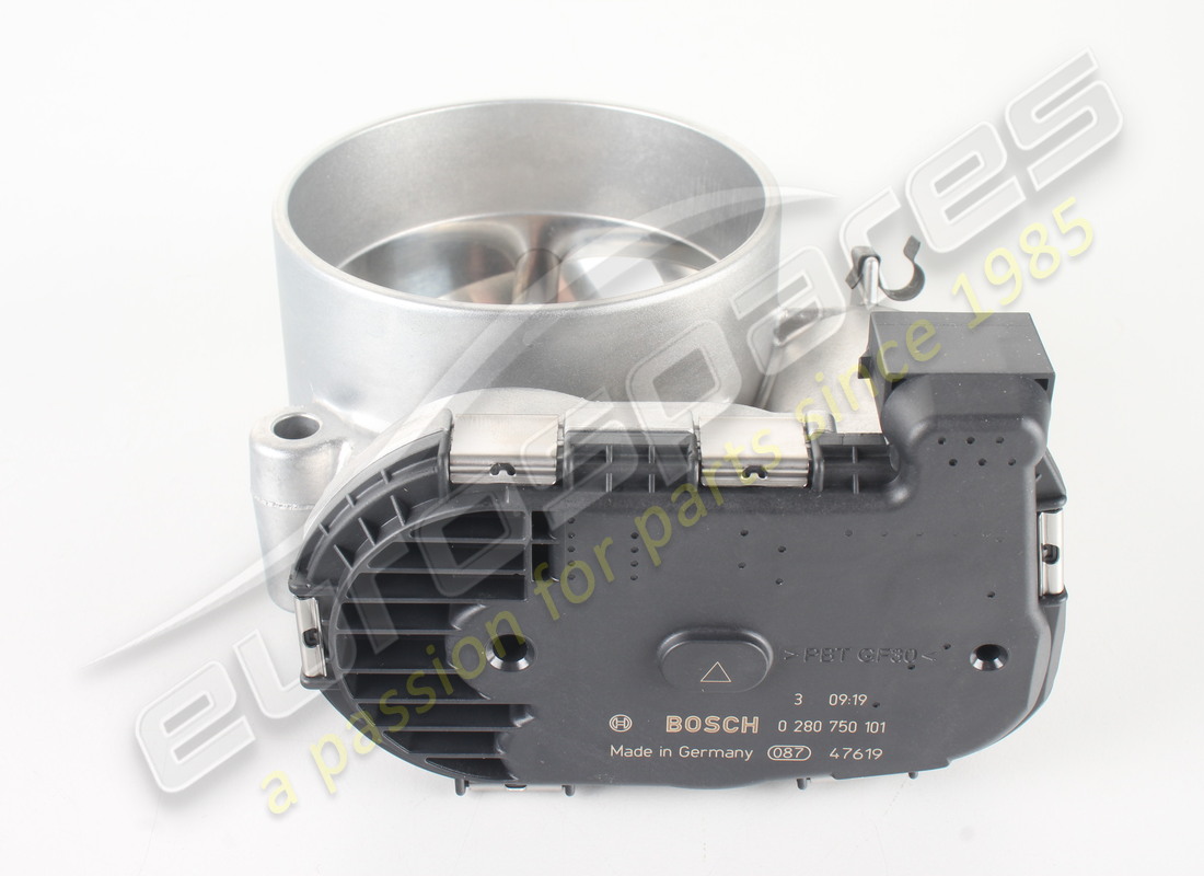 NEW MASERATI THROTTLE BODY. PART NUMBER 331005 (6) new maserati throttle body. part number 331005 (6)