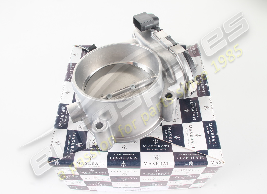 NEW MASERATI THROTTLE BODY. PART NUMBER 331005 (7) new maserati throttle body. part number 331005 (7)