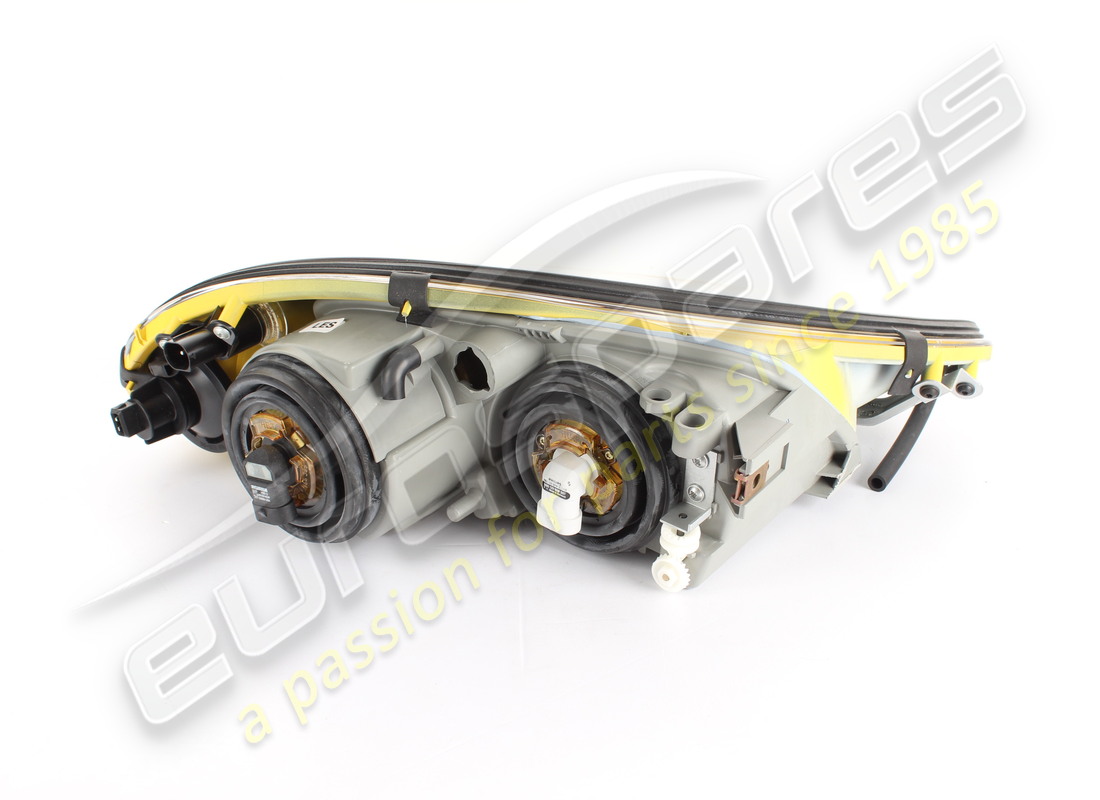 NEW (OTHER) FERRARI LH FRONT YELLOW HEADL.MOD.4. PART NUMBER 72001470 (2) new (other) ferrari lh front yellow headl.mod.4. part number 72001470 (2)