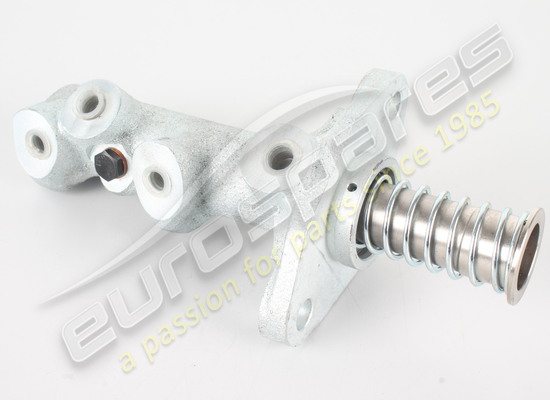 new eurospares brake master cylinder girling 275/330 mk11 part number 95690500