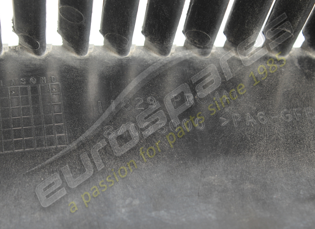 USED FERRARI AIR OUTLET DUCT. PART NUMBER 84093000 (4) used ferrari air outlet duct. part number 84093000 (4)