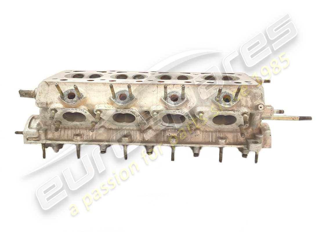 USED FERRARI RH CYLINDER HEAD. PART NUMBER 117749 (4) used ferrari rh cylinder head. part number 117749 (4)