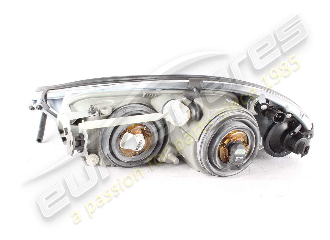 NEW FERRARI RH HEADLIGHT LOW/HIGH BEAM ARGENTO GREY. PART NUMBER 72000390 (2) new ferrari rh headlight low/high beam argento grey. part number 72000390 (2)