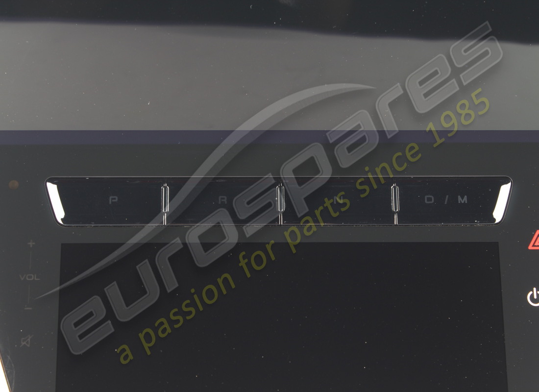 USED MASERATI INFOTAINMENT UNIT. PART NUMBER 670274836 (2) used maserati infotainment unit. part number 670274836 (2)