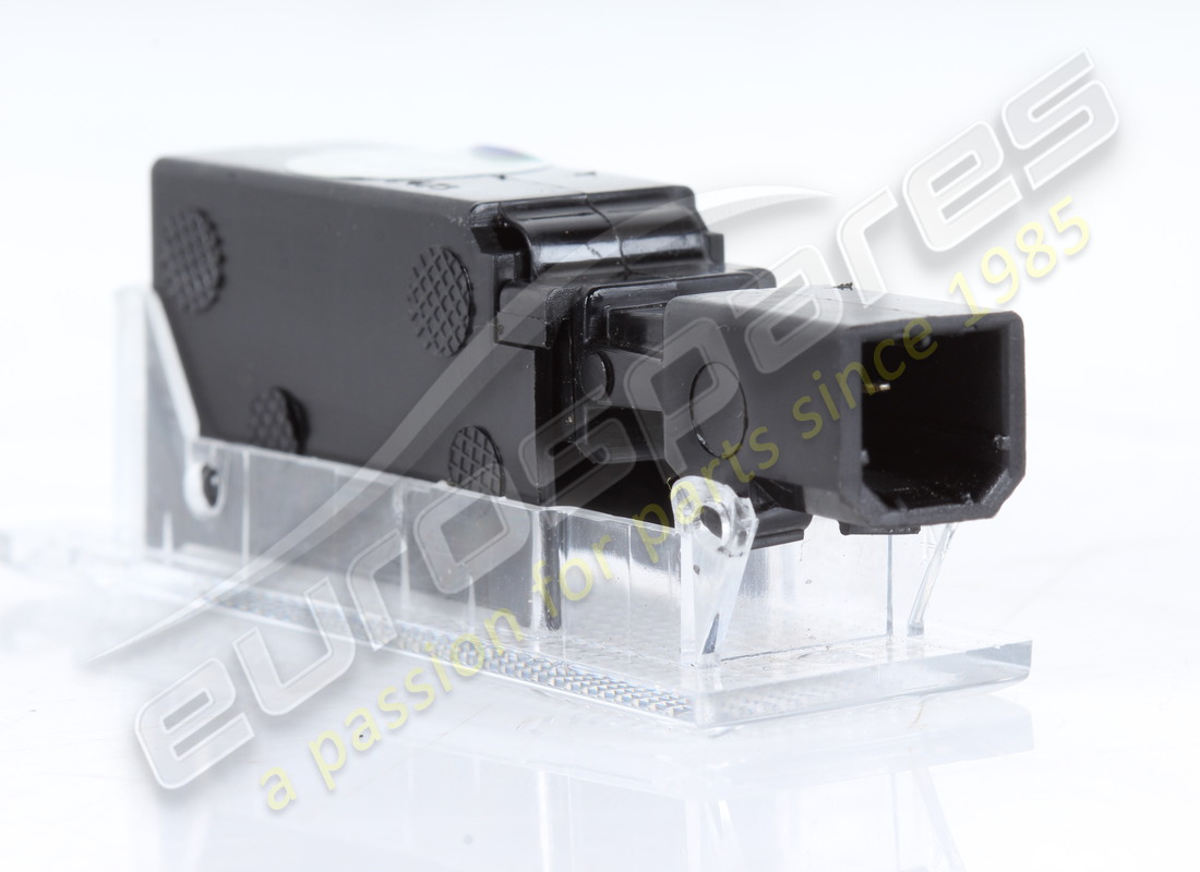 USED FERRARI LIGHT UNIT. PART NUMBER 318013 (4) used ferrari light unit. part number 318013 (4)