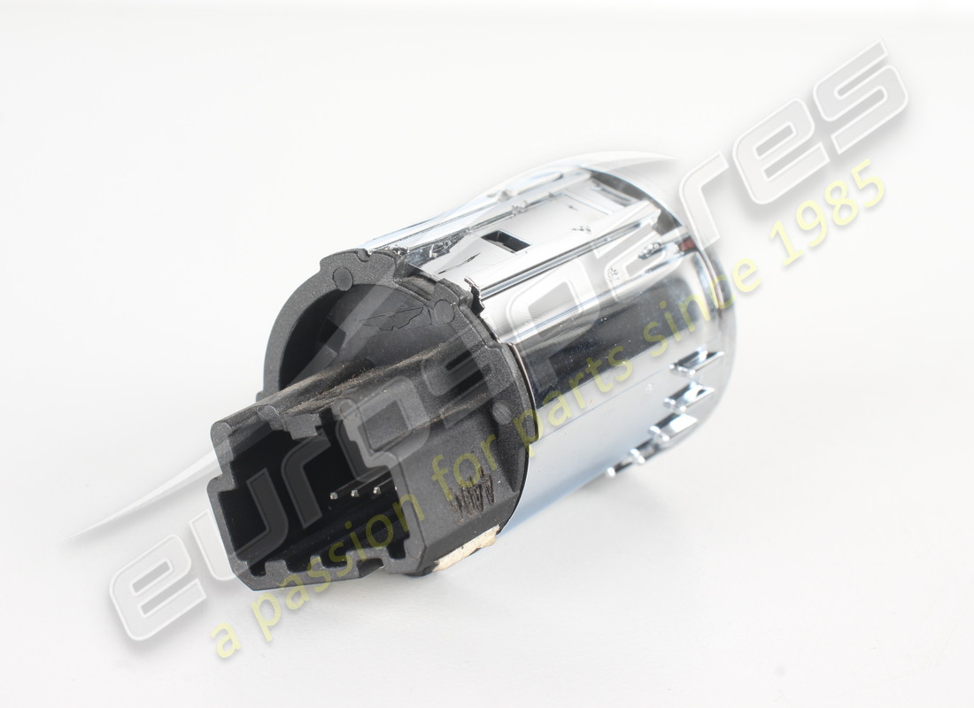 DAMAGED ASTON MARTIN SWITCH, REDUCED GUARD. PART NUMBER 6G3319L538AA (2) damaged aston martin switch, reduced guard. part number 6g3319l538aa (2)