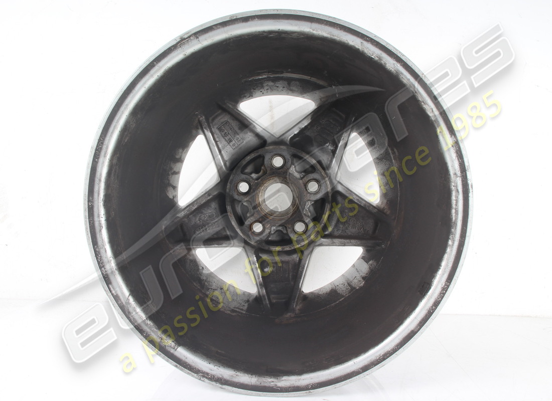 USED FERRARI REAR ROAD WHEEL 8JX16. PART NUMBER 130905 (6) used ferrari rear road wheel 8jx16. part number 130905 (6)